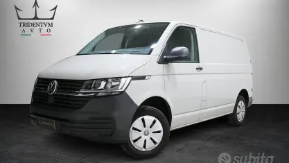 Begagnad VW Transporter Business 150 HK (110 kW) 2023 Grå Van