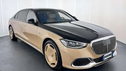 Nero/avorio Usata 2023 Mercedes S680 Edition Tre volumi | 379.000 €