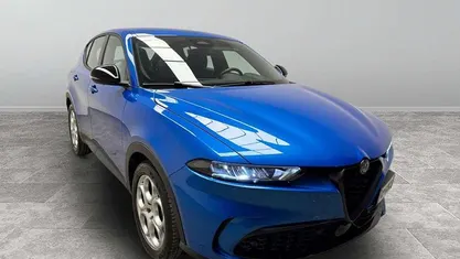 Usata 2023 Alfa Romeo Tonale Sprint SUV | 25.900 € (Ottimo prezzo)