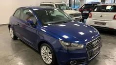 Blu Usata 2010 Audi A1 Ambition Due volumi | 8900 € (Buon prezzo)