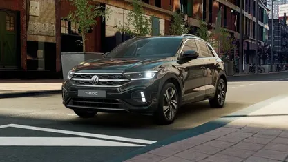 Deep black perlato Nuova 2025 VW T-Roc R-line Plus SUV | 33.806 €