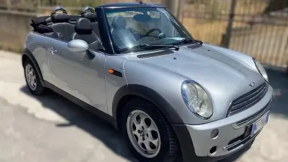 Usata Mini Cooper Cabriolet 116 CV (85 kW) 2005 Grigio Cabrio