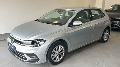 Usata VW Polo Style 95 CV (69 kW) 2025 Argento Utilitaria