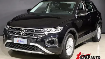 Usata VW T-Roc Life 150 CV (110 kW) 2023 Nero SUV