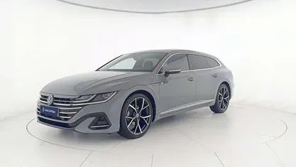 C2 moonstone grey Usata 2024 VW Arteon R-line Station wagon | 39.900 € (Buon prezzo)