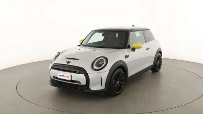 Usata Mini Cooper SE 135 kW (184 CV) 2022 Argento Utilitaria