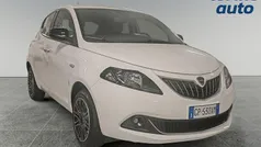 Usata 2023 Lancia Ypsilon Gold Due volumi | 12.990 € (Buon prezzo)