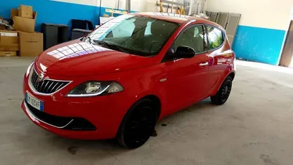 Rosso Usata 2023 Lancia Ypsilon Silver Due volumi | 12.900 € (Buon prezzo)