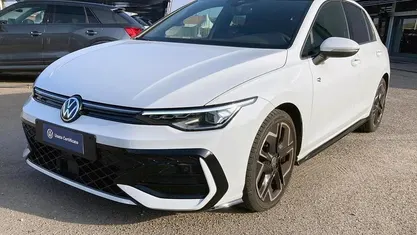 Usata VW Golf R-line Plus 150 CV (110 kW) 2024 Berlina