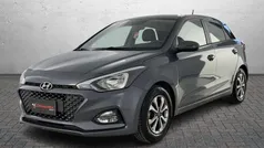 Grigio Usata 2019 Hyundai i20 Tre volumi | 9990 € (Buon prezzo)