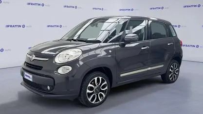 Usata 2017 Fiat 500L Lounge Monovolume | 9890 € (Cara)