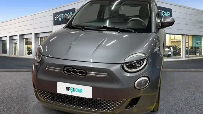 Usata Fiat 500e La Prima 86 kW (118 CV) 2021 Grigio Berlina