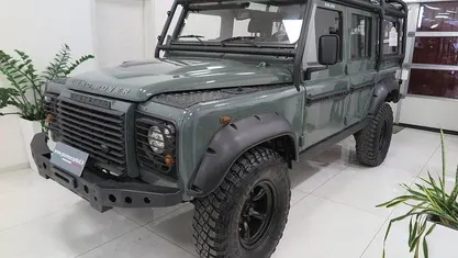 Usata Land Rover Defender 122 CV (89 kW) 2010 Station wagon