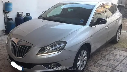 Usata 2010 Lancia Delta Due volumi | 4200 € (Buon prezzo)
