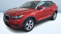 Bordeaux metallizzato Usata 2018 Volvo XC40 Momentum SUV | 22.900 € (Buon prezzo)