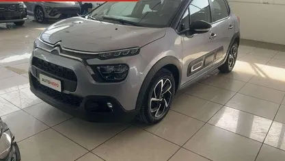Usata Citroën C3 Shine 102 CV (75 kW) 2022 Grigio Utilitaria