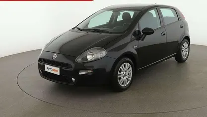Usado Fiat Punto Lounge 95 CV (69 kW) 2017 Negro Utilitario
