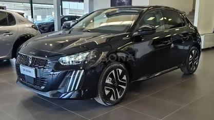 Usata 2025 Peugeot 208 Allure Due volumi | 20.500 € (Buon prezzo)