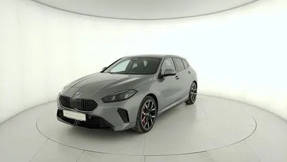 Usata BMW 118 M Sport 150 CV (110 kW) 2025 Grigio Utilitaria