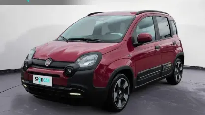 Usata Fiat Panda Cross Cross 69 CV (50 kW) 2025 Rosso Utilitaria