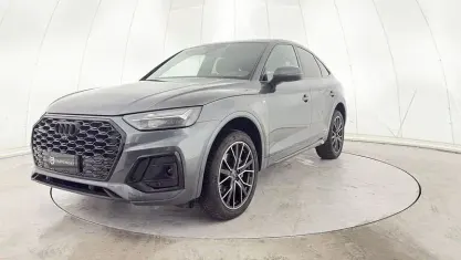Usata Audi Q5 Sportback Ambiente 204 CV (150 kW) 2023 Grigio SUV