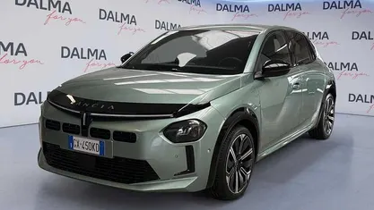 Usata Lancia Ypsilon 101 CV (74 kW) 2025 Verde rugiada Utilitaria