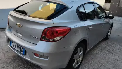 Usata Chevrolet Cruze 141 CV (103 kW) 2012 Grigio Berlina