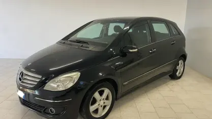 Usata Mercedes B180 Chrome 109 CV (80 kW) 2008 Nero Monovolume
