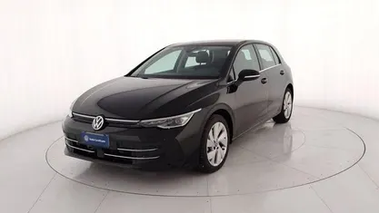 Usata VW Golf VIII Style 150 CV (110 kW) 2025 Nero metallizzato Utilitaria