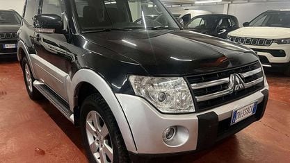 Second-hand Mitsubishi Pajero Instyle 170 CP (125 kW) 2007 Negru SUV
