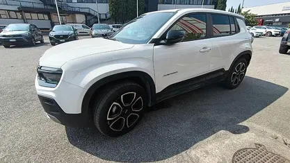 Bianco Usata 2024 Jeep Avenger Summit SUV | 23.000 € (Buon prezzo)