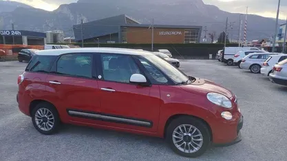 Usata Fiat 500L Living 105 CV (77 kW) 2014 Rosso Monovolume