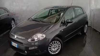Usata Fiat Punto Evo 69 CV (50 kW) 2013 Grigio Utilitaria