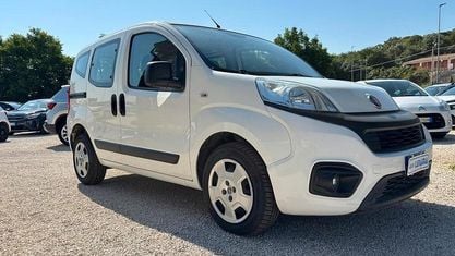 Usata Fiat Qubo Trekking 80 CV (58 kW) 2019 Bianco Monovolume