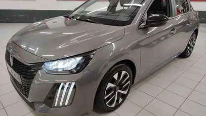 Usata 2024 Peugeot 208 Active+ Utilitaria | 15.400 € (Buon prezzo)