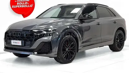 Usata 2025 Audi Q8 S-Line SUV | 98.500 €