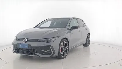 Usata VW Golf VIII GTI 265 CV (194 kW) 2025 C2 moonstone grey Berlina
