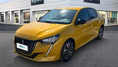 Giallo Usata 2022 Peugeot 208 Allure Due volumi | 13.600 € (Buon prezzo)