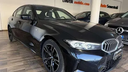 Usata 2023 BMW 318 M Sport Tre volumi | 36.990 € (Buon prezzo)