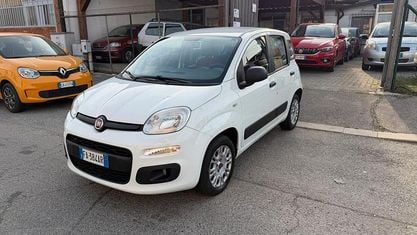 Usata Fiat Panda Lounge 69 CV (50 kW) 2015 Bianco Utilitaria