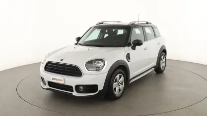 Usata Mini One Countryman 102 CV (75 kW) 2020 Bianco SUV