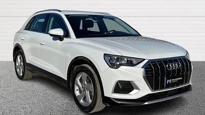 Begagnad Audi Q3 Advanced 150 HK (110 kW) 2019 Vit SUV
