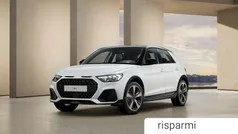 Bianco ghiacciaio metallizzato nero mito Nuova 2025 Audi A1 Comfort Tre volumi | 31.800 € (Buon prezzo)