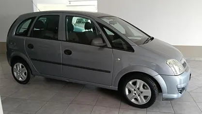 Usata Opel Meriva Club 89 CV (65 kW) 2010 Monovolume