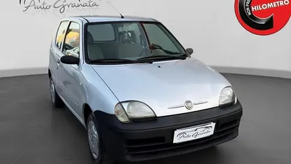 Usata Fiat 600 54 CV (39 kW) 2009 Argento Utilitaria