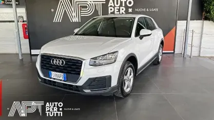 Usata Audi Q2 Comfort 116 CV (85 kW) 2017 Blu SUV