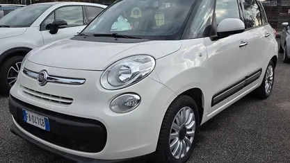 Usata Fiat 500L Lounge 95 CV (69 kW) 2015 Bianco Monovolume