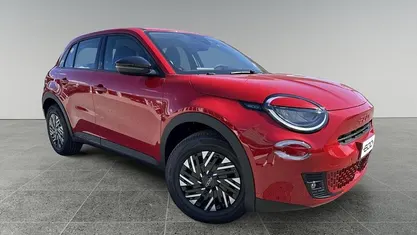 Rosso Usata 2024 Fiat 600E Red SUV | 23.650 € (Ottimo prezzo)