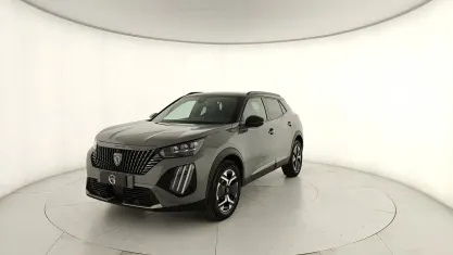 Usata Peugeot 2008 GT 131 CV (96 kW) 2024 Grigio scuro SUV