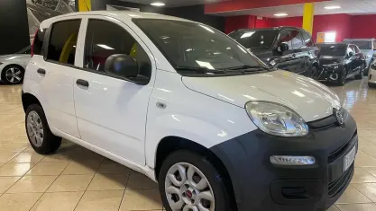 Usata Fiat Panda Pop 84 CV (61 kW) 2017 Bianco Utilitaria